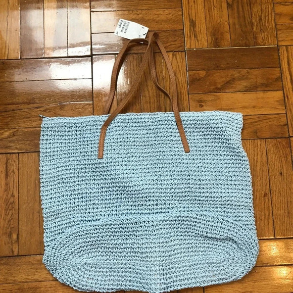 H&M Baby blue summer straw style hand bag - Picture 3 of 16
